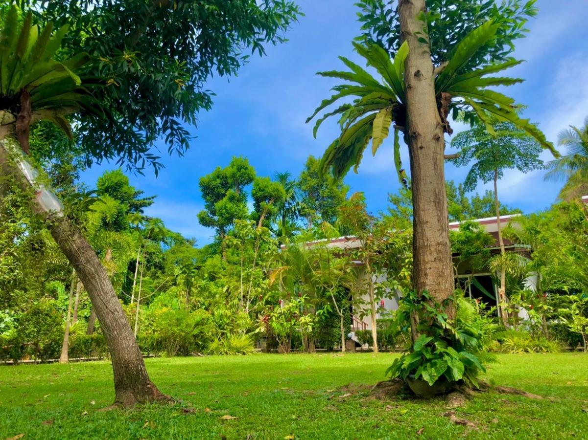 Pana Long Beach Resort - Sha Plus Koh Lanta Bagian luar foto