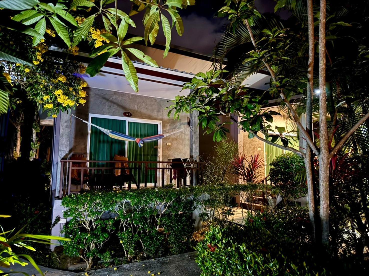 Pana Long Beach Resort - Sha Plus Koh Lanta Bagian luar foto