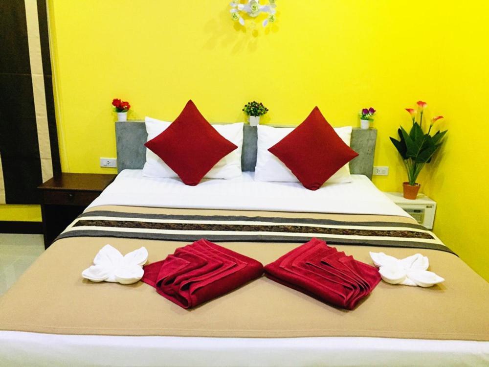 Pana Long Beach Resort - Sha Plus Koh Lanta Bagian luar foto